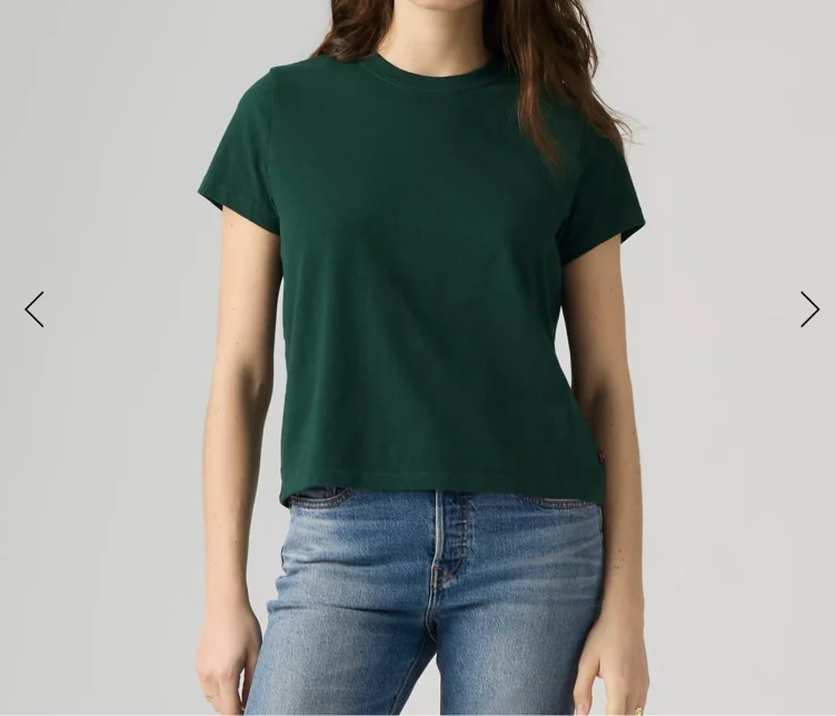 Levi’s t-shirt 