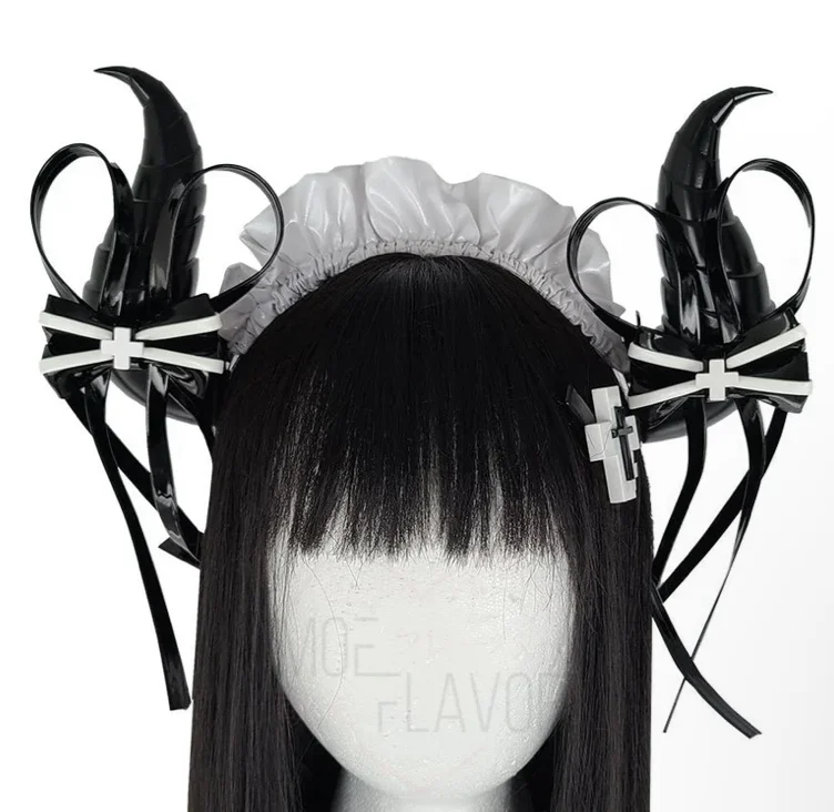 CosplaySet#4- Headband Demon Medic Cosplay Look