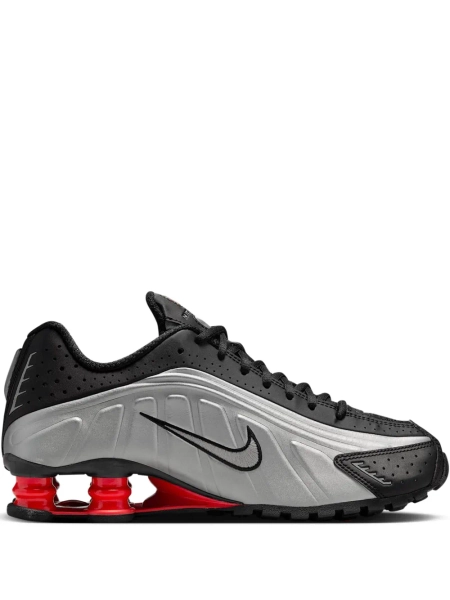 Nike Shox R4 Sneakers | 5.5