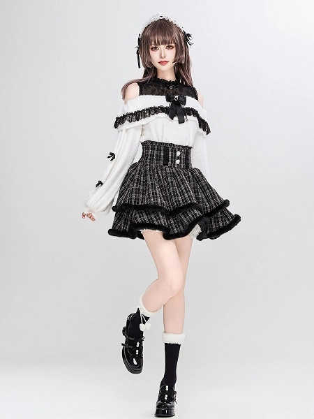 [$39.00]Jirai Kei Black High Waist Layered Tweed Skirt with Plush Trimming for Winter