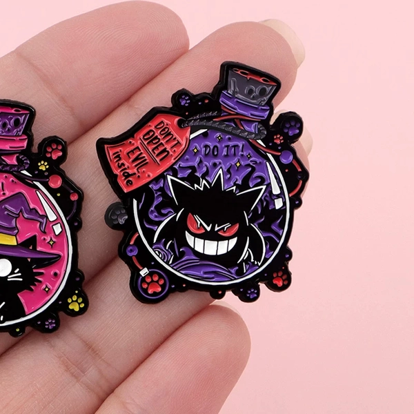 Gengar Demon Bottle Metal Pin Badge PokΓ©mon Collectible