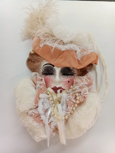 Unique Creations? Vintage Peach Ceramic Lady Face Mask Hanging Wall Art