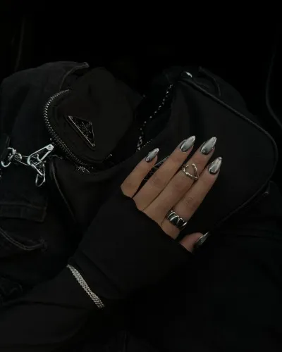 NAILS