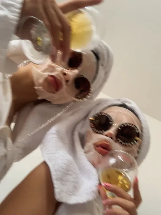 Party with friends