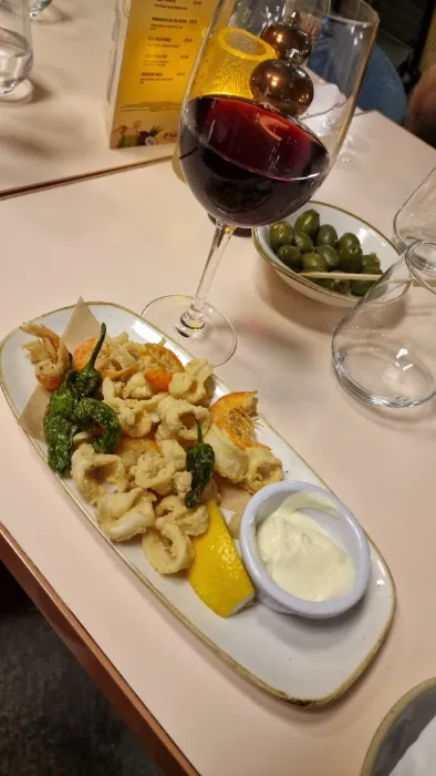Wine and Fish food