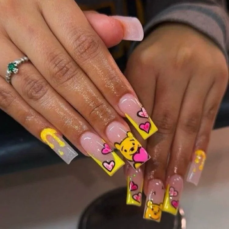 ✽ get my nails done ✽