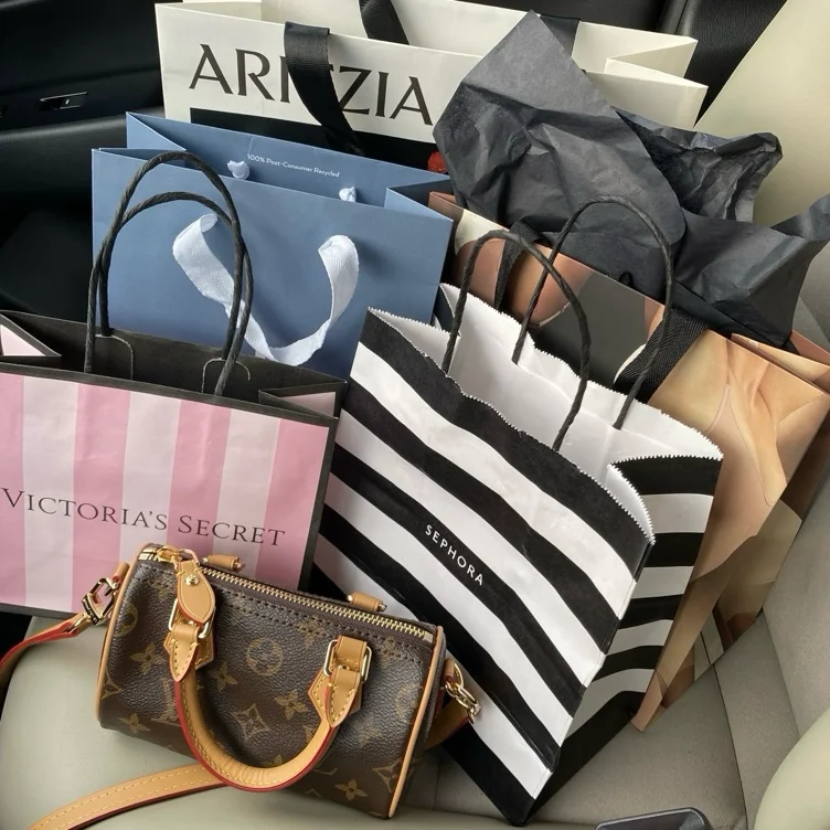 ✽ send me shopping ✽