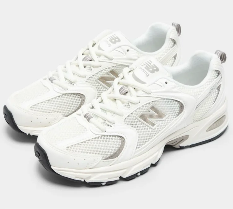 New Balance 530 Sea Salt / Arid Stone ~