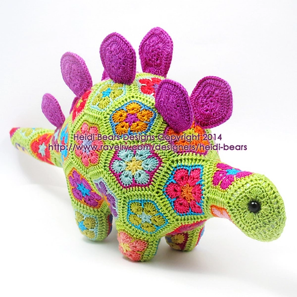 PATTERN: Puff the Magic Stegosaurus