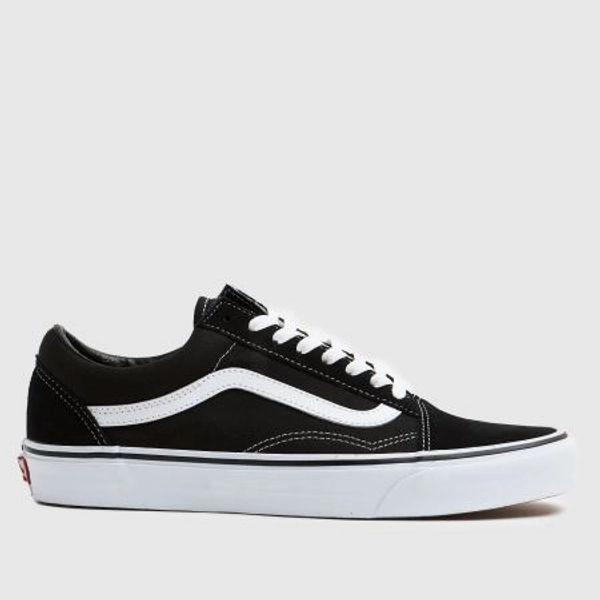 Vans Old Skool in Black & White