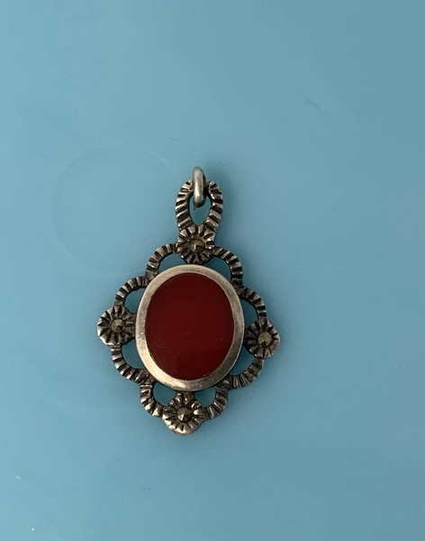 925 Sterling Silver Vintage Red Carnelian Victorian Oval Charm Pendant 1.8g