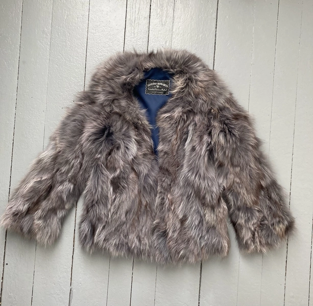 VTG 1950s Grey Silver Lined Fur Coat Size Small