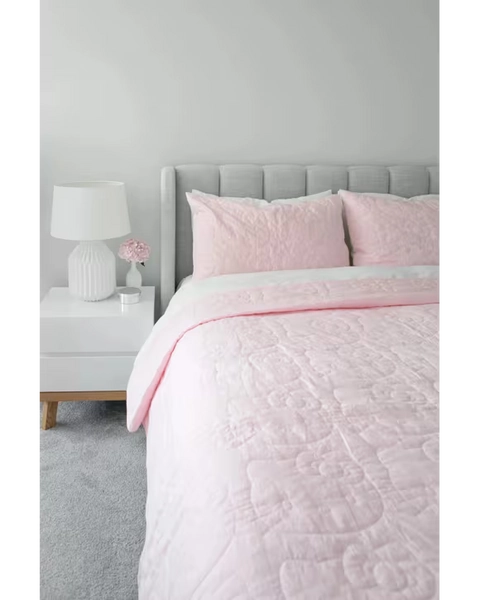 Hello Kitty Quilted Coverlet - Queen Bed - Pink - Queen Bed