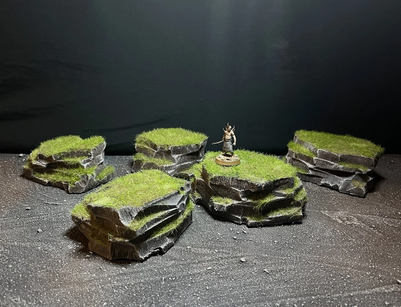 set of 5 small grassy hills - wargaming scatter terrain