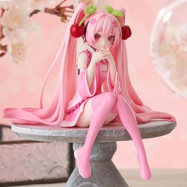 Sakura Miku figure! 