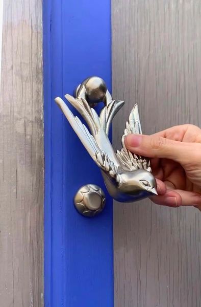 Swallow Bird Door Knocker: Unique Front Door Hardware