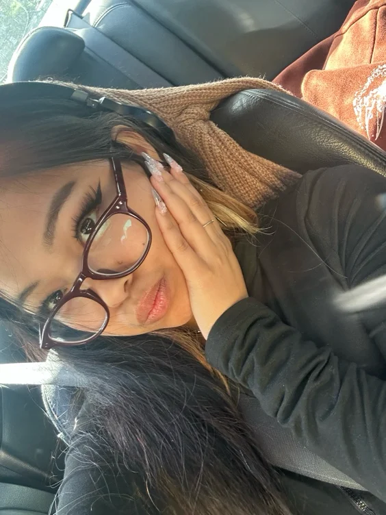 Nails 