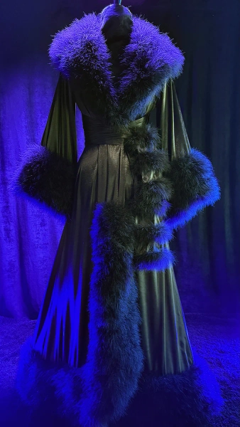 Black Dominique Dressing Gown