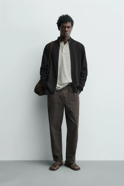 ZIP-UP KNIT CARDIGAN