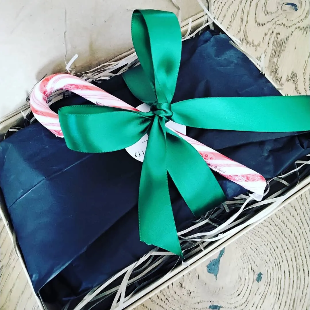 Set of 20 photographs 