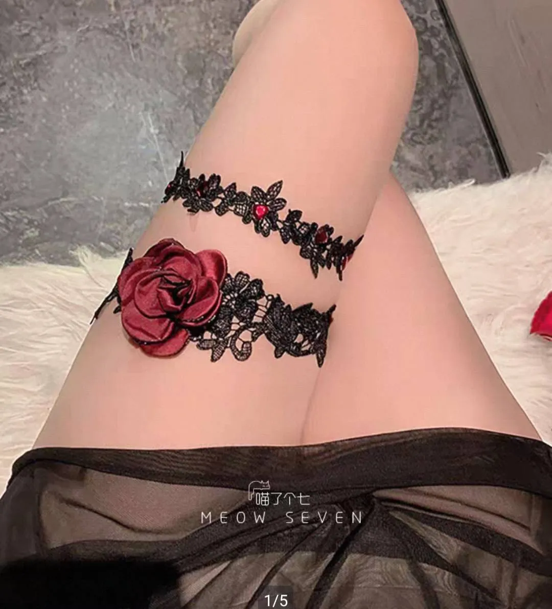 rose thigh bands