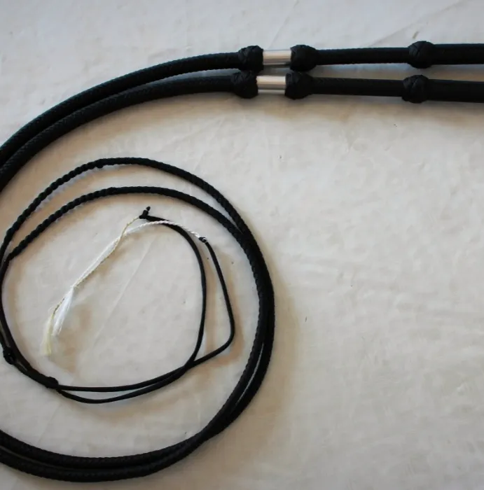 Arrow-D Whips from silverwhips.jimdofree.com