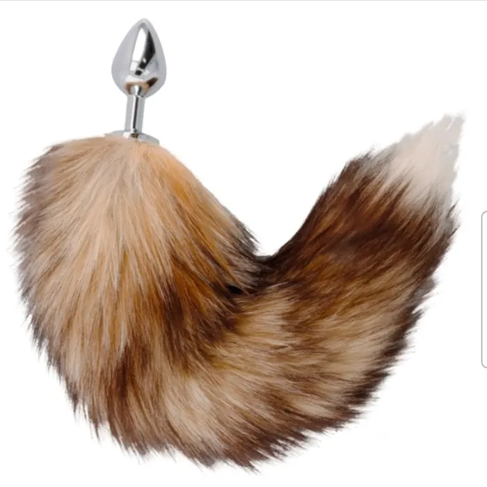 Fox tail plug