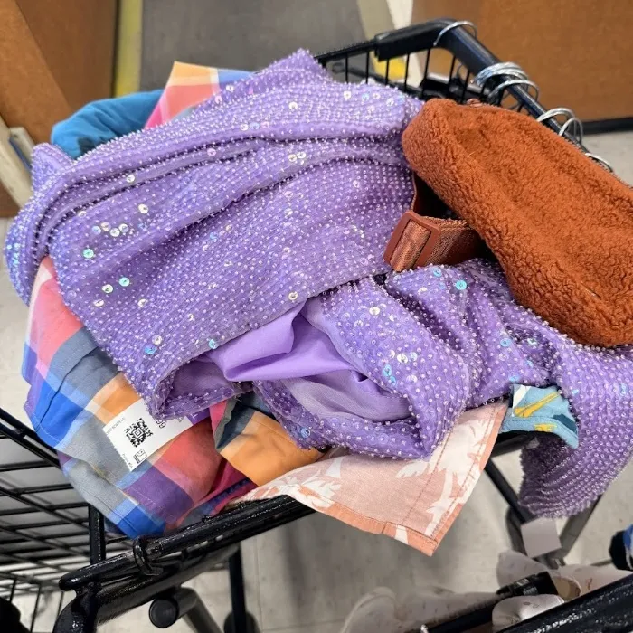 thrifting day 🛍️