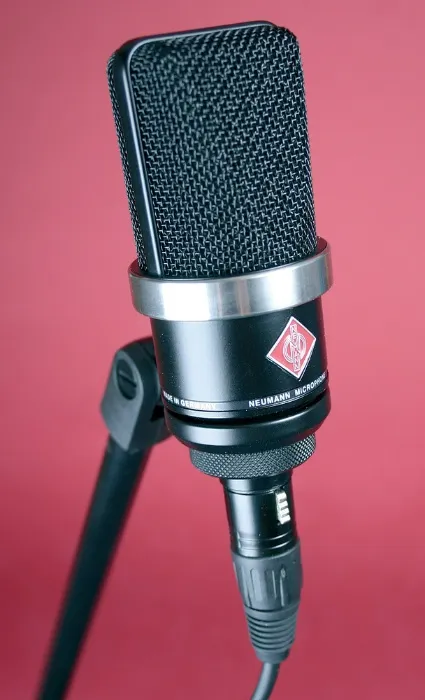 NEUMANN MICROPHONE!!!!