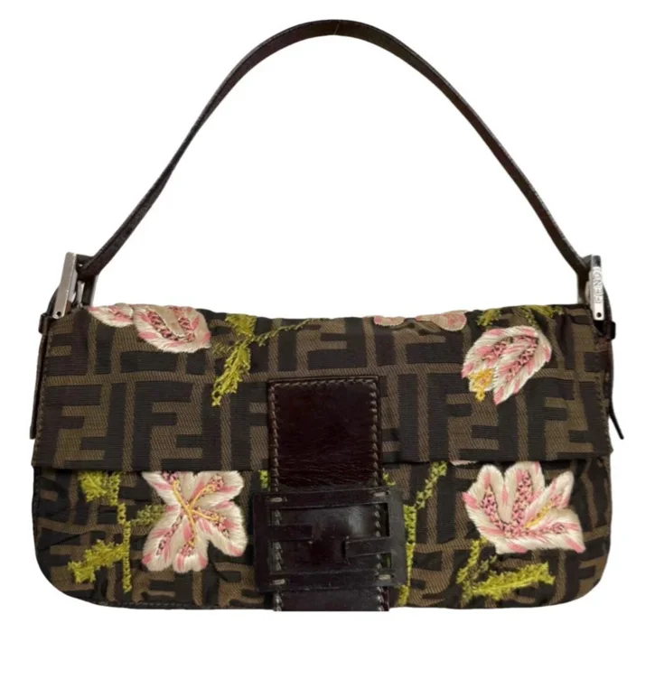 Baguette cloth handbag