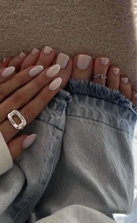 Manicure & Pedicure