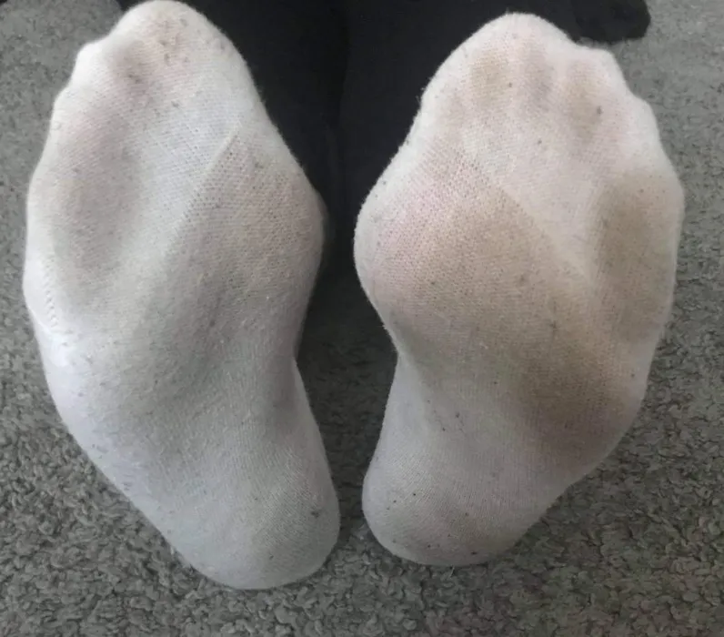 Buy my 24hour worn socks 