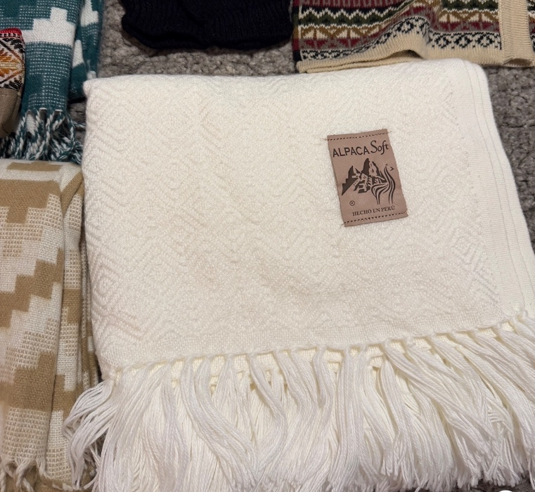 $333 alpaca shopping 🛍️ 