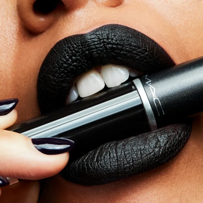 Retro Matte Liquid Lipcolour - Caviar - 5 ml
