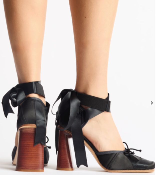 Black Pointe Pump
