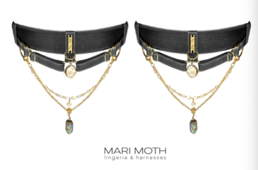Olivia - garters with chains - Mari Moth