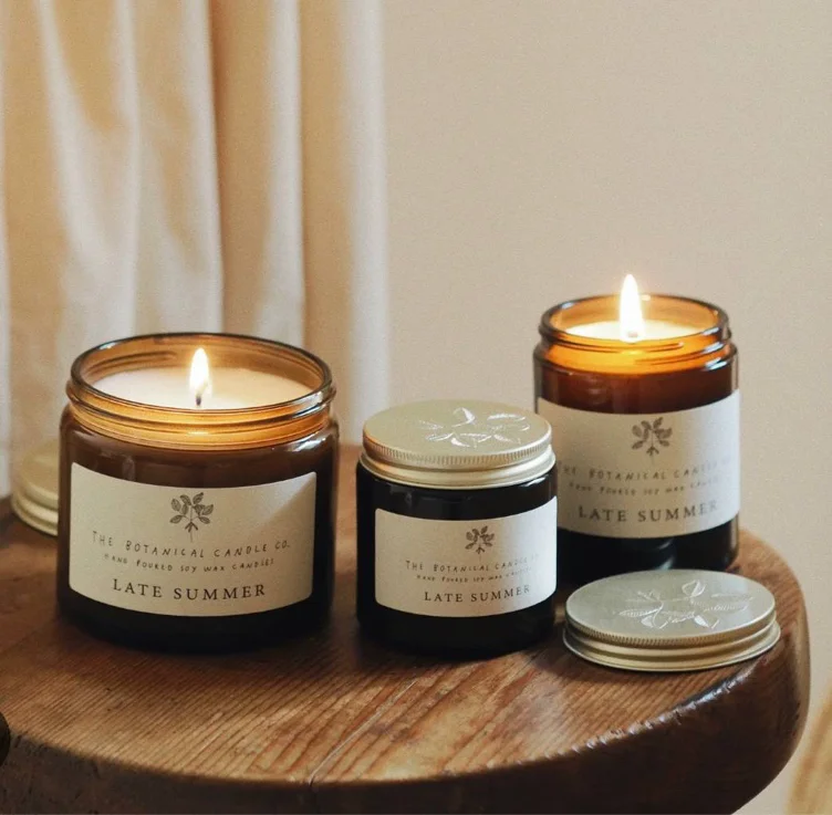 Scented candle 🕯️ 