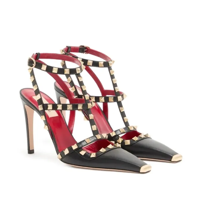 Valentino Garavani Rockstud kidskin pumps 100mm