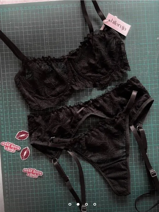 Black set 