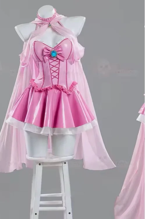 peach outfit
