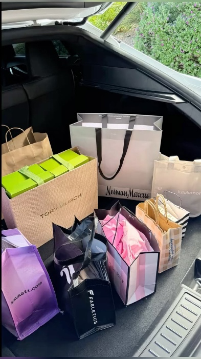PAY FOR MY SHOPPING SPREE
