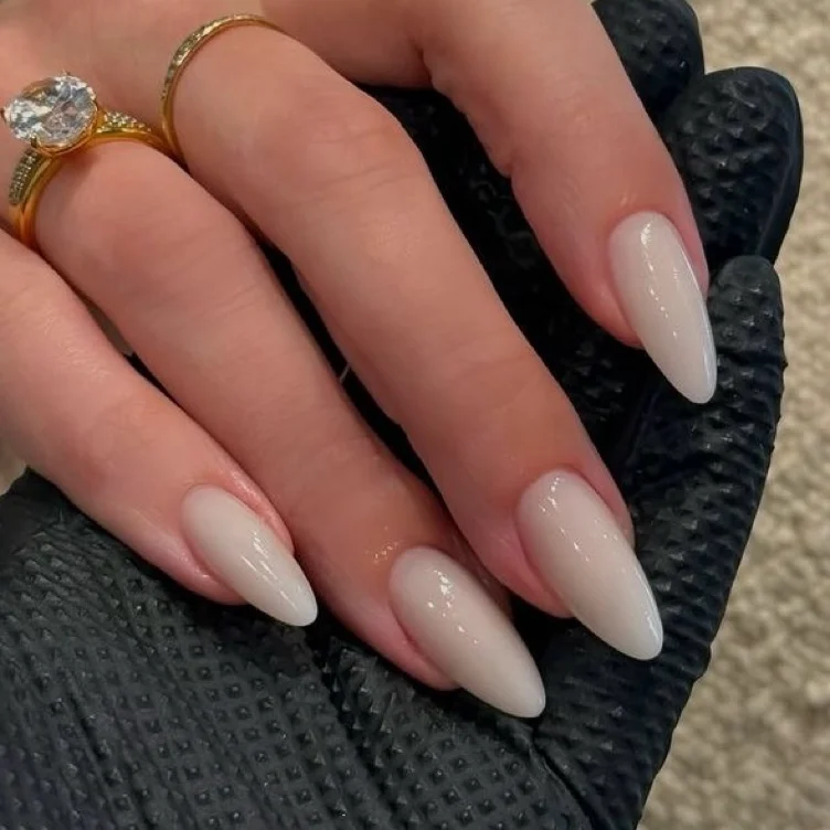 NEW NAILS🕯️🦢
