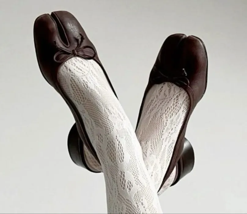 Spoil me with these tabi shoes