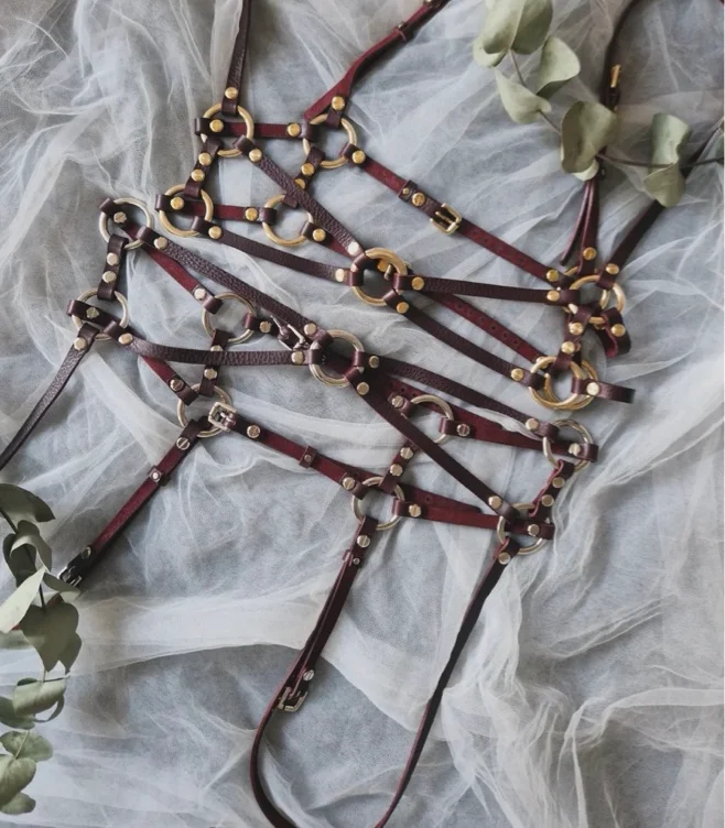 Burgundy Leather Harness 