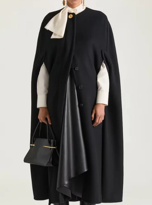 Cape in wool and cashmere