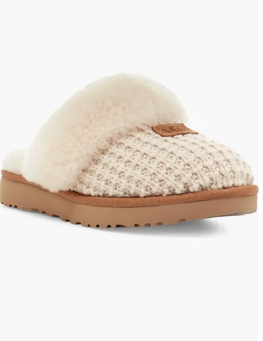 UGG Slippers White for Goddess' Birthday