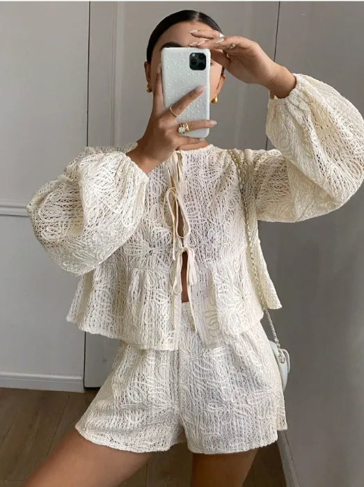 Lace set