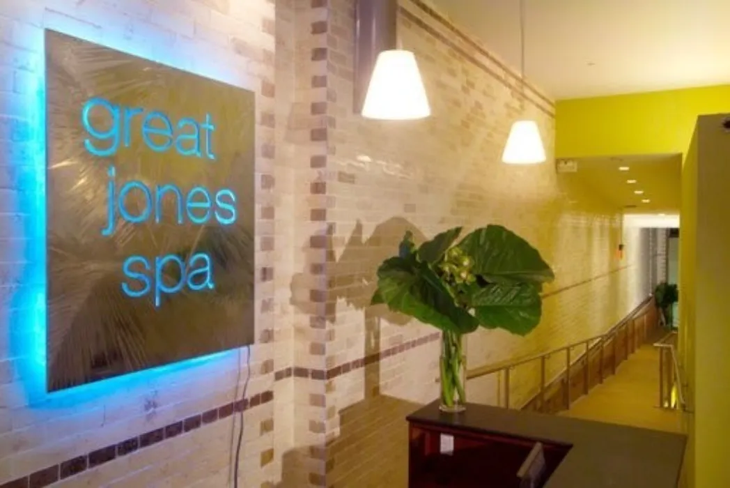 Full Body Massage @ Great Jones Spa