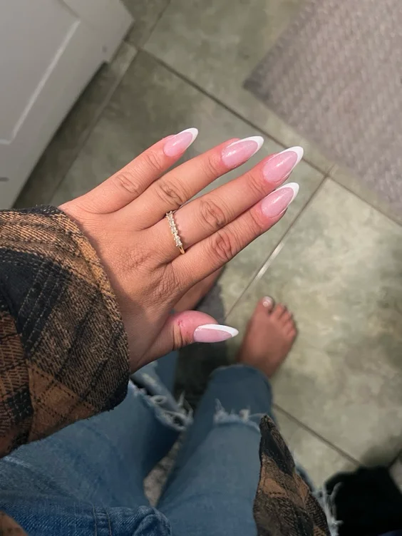 Manicure & Pedi 
