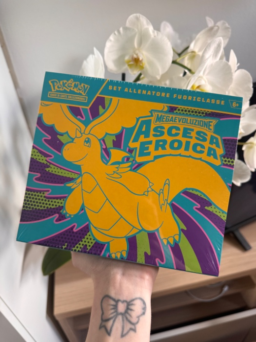 Pokémon: etb premium